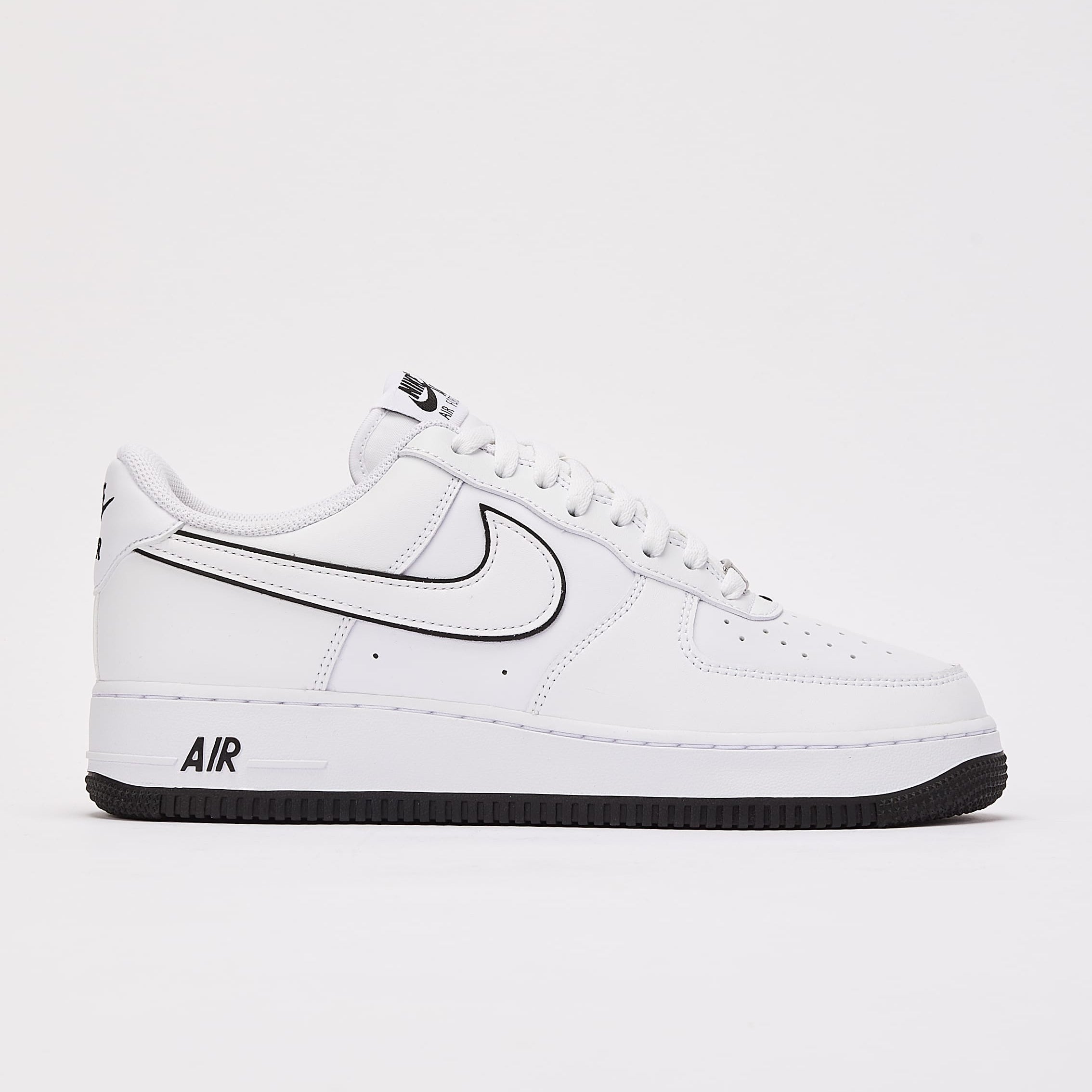 AF1 White Black Outline Sneakers