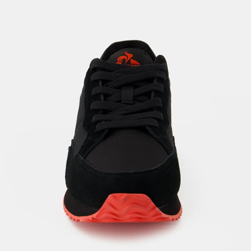 Black/fiery Red Unisex Sneaker