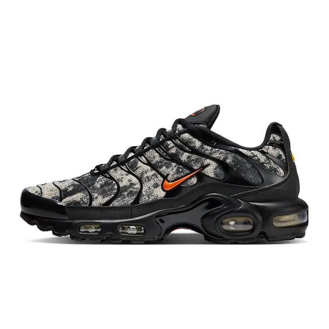 Am Plus 'Black/Camo' Sneaker